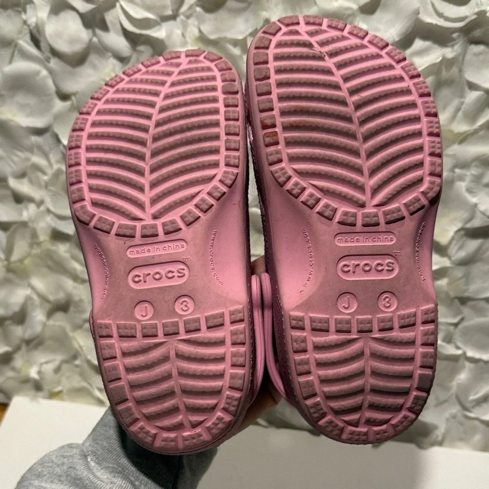 CROCS Kids Shimmery Rose Pink Clog Sandals - Picture 4 of 4